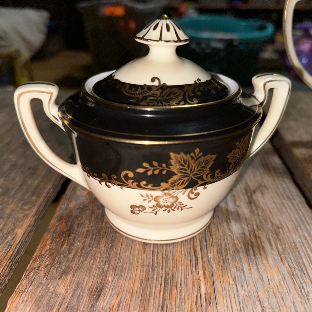 Noritake Tea Pot Set - Picture 4 of 4